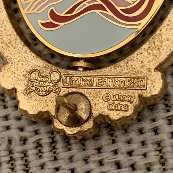 Disney Princess Aurora Frame Spinner Disney Shopping Pin Sleeping Beauty LE250 - Picture 8 of 11